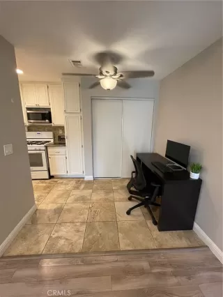 Photo #5: OC23085505 Listing 