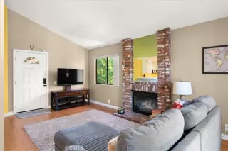 Photo #2: OC23085571 Listing