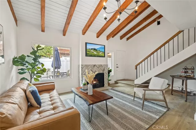 MLS: OC23085580 Condo For Sale