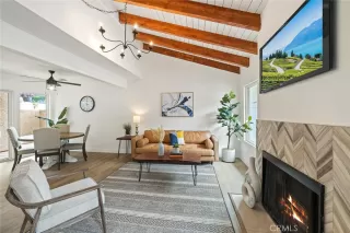 Photo #3: OC23085580 Listing