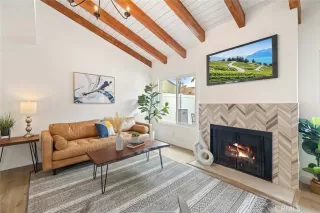 Photo #4: OC23085580 Listing