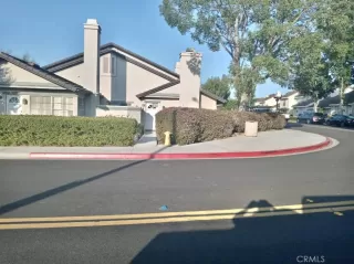 Photo #1: OC23085590 Listing 