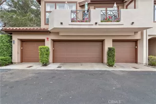 Photo #4: OC23085862 Listing