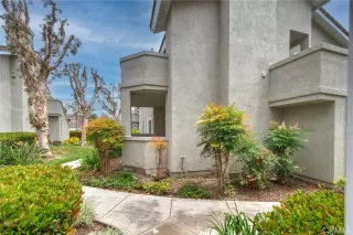 Photo #3: OC23086834 Listing 