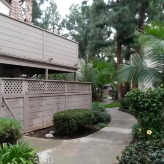 MLS: OC23086925 Condo For Sale