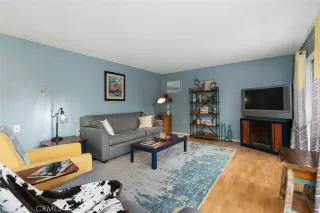 Photo #2: OC23087833 Listing