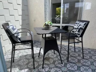 Photo #2: OC23087921 Listing