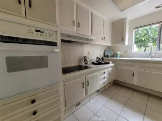 Photo #6: OC23087921 Listing