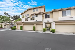 Photo #4: OC23087963 Listing