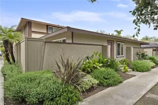 Photo #2: OC23088525 Listing