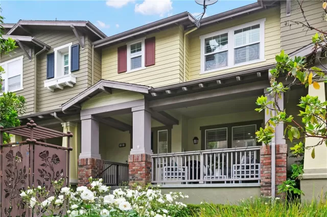 MLS: OC23088780 Condo For Sale