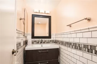 Photo #6: OC23088822 Listing 