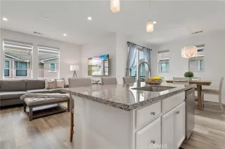 Photo #2: OC23089051 Listing