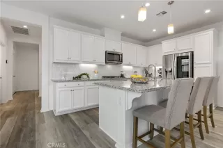 Photo #5: OC23089051 Listing