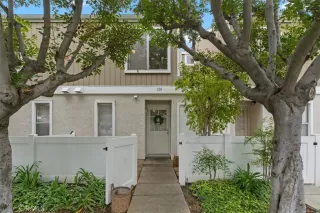 Photo #4: OC23089077 Listing