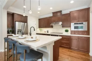 Photo #3: OC23089322 Listing 