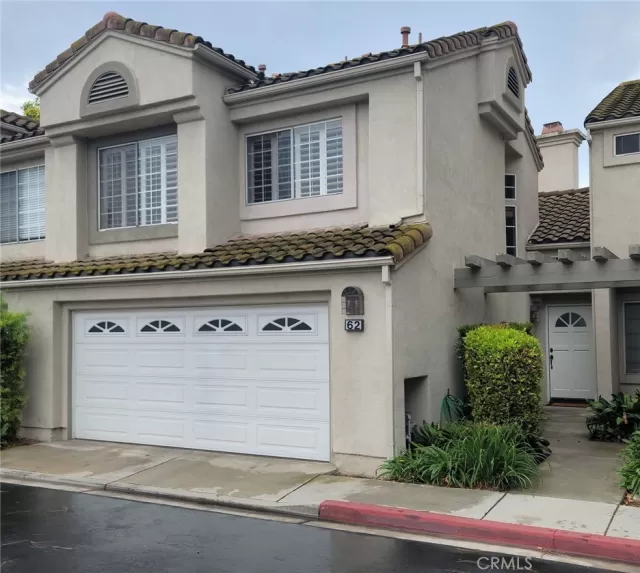 MLS: OC23089360 Condo For Sale