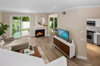 Photo #3: OC23089446 Listing 