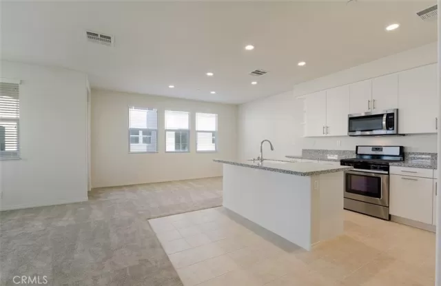MLS: OC23089617 Condo For Sale
