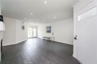 Photo #5: OC23089657 Listing 