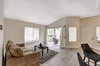 Photo #5: OC23089682 Listing 