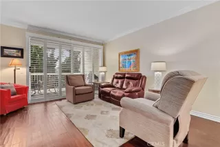 Photo #1: OC23089704 Listing 