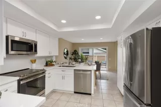 Photo #3: OC23089758 Listing