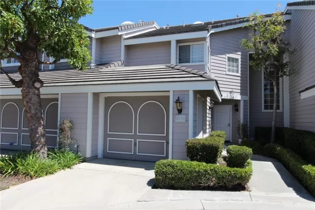 MLS: OC23089798 Condo For Sale