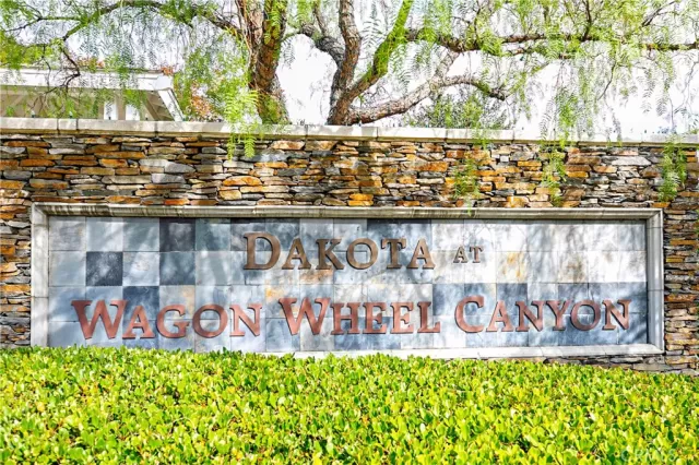 MLS: OC23089819 Condo For Sale