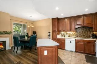 Photo #5: OC23089819 Listing