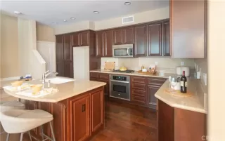 Photo #5: OC23089889 Listing