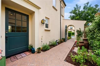 Photo #4: OC23089913 Listing 