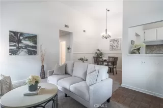 Photo #6: OC23090156 Listing