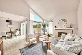 Photo #2: OC23090712 Listing