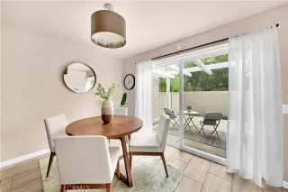 Photo #5: OC23090712 Listing