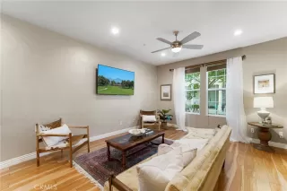 Photo #5: OC23090736 Listing