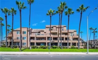 Photo #6: OC23091115 Listing