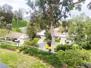 Photo #2: OC23091204 Listing