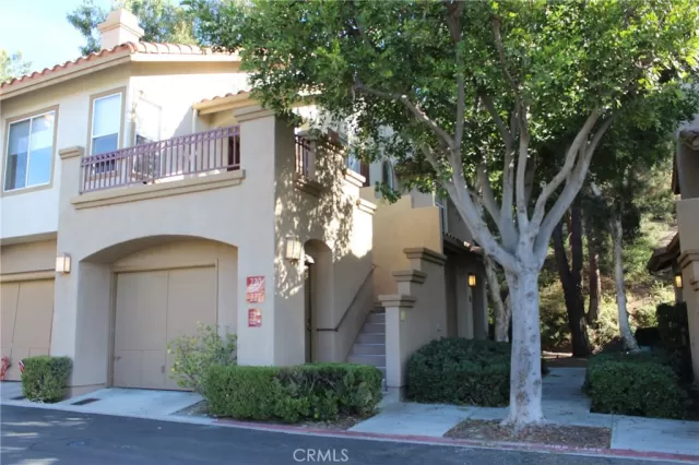 MLS: OC23091562 Condo For Sale