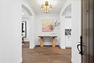 Photo #4: OC23091694 Listing