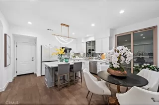 Photo #5: OC23091694 Listing