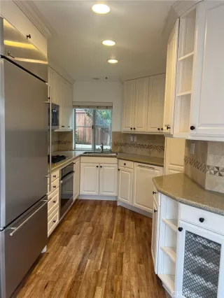 Photo #3: OC23091786 Listing 