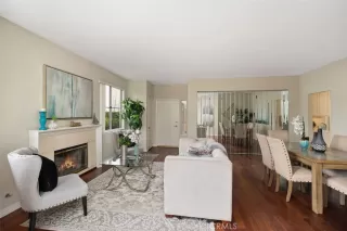 Photo #6: OC23091855 Listing 