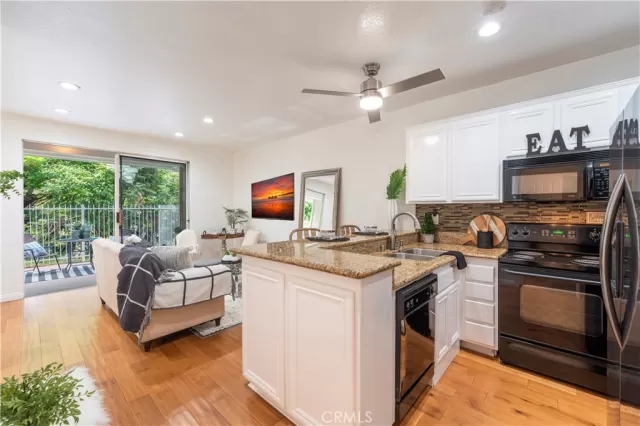 MLS: OC23092079 Condo For Sale