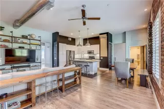 Photo #6: OC23092095 Listing 