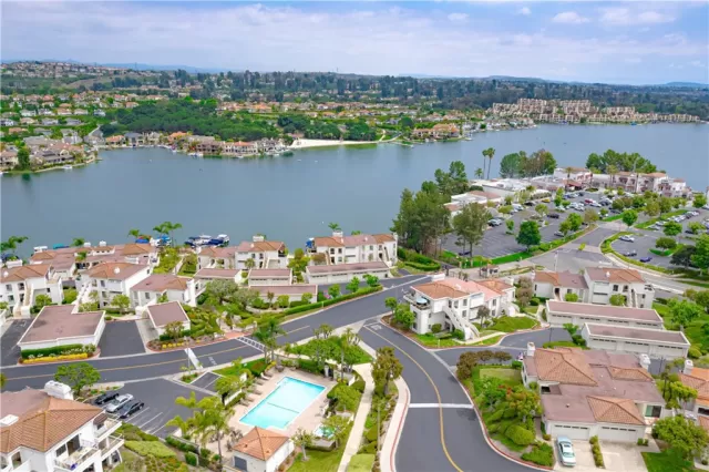 MLS: OC23092132 Condo For Sale