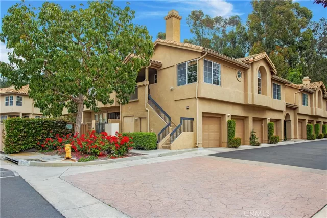 MLS: OC23092189 Condo For Sale