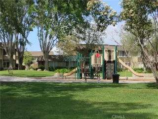 Photo #6: OC23092869 Listing 