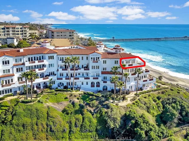 MLS: OC23093336 Condo For Sale