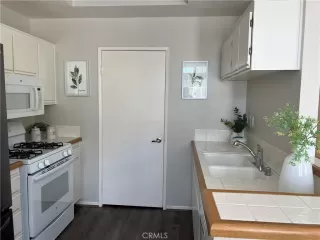 Photo #3: OC23093465 Listing 